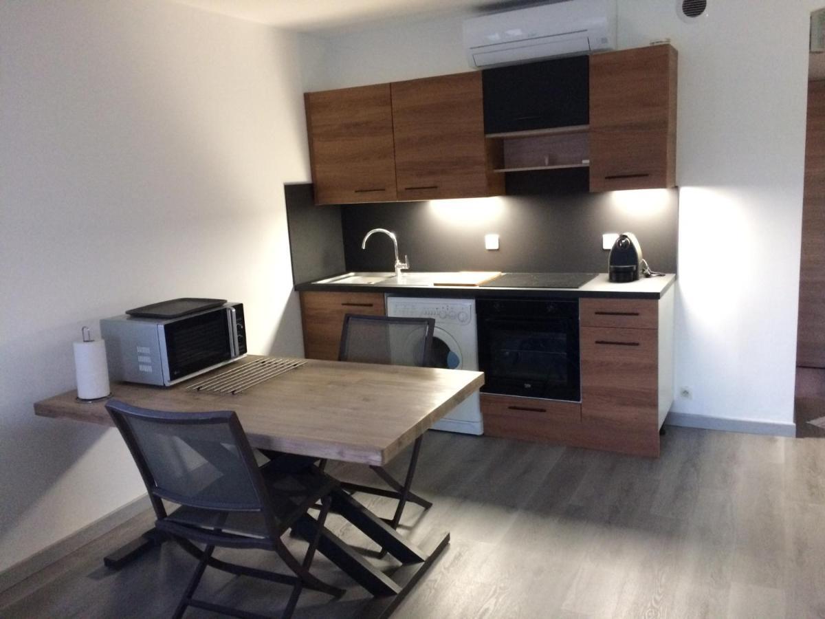 Appart 2 Pieces Independant Dans Villa Proche Centre Ville Au Calme ماندوليو لا نابول المظهر الخارجي الصورة