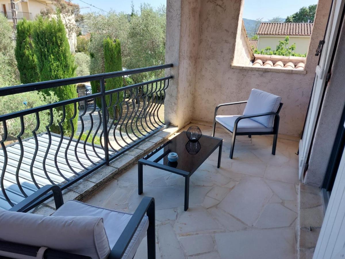 Appart 2 Pieces Independant Dans Villa Proche Centre Ville Au Calme ماندوليو لا نابول المظهر الخارجي الصورة
